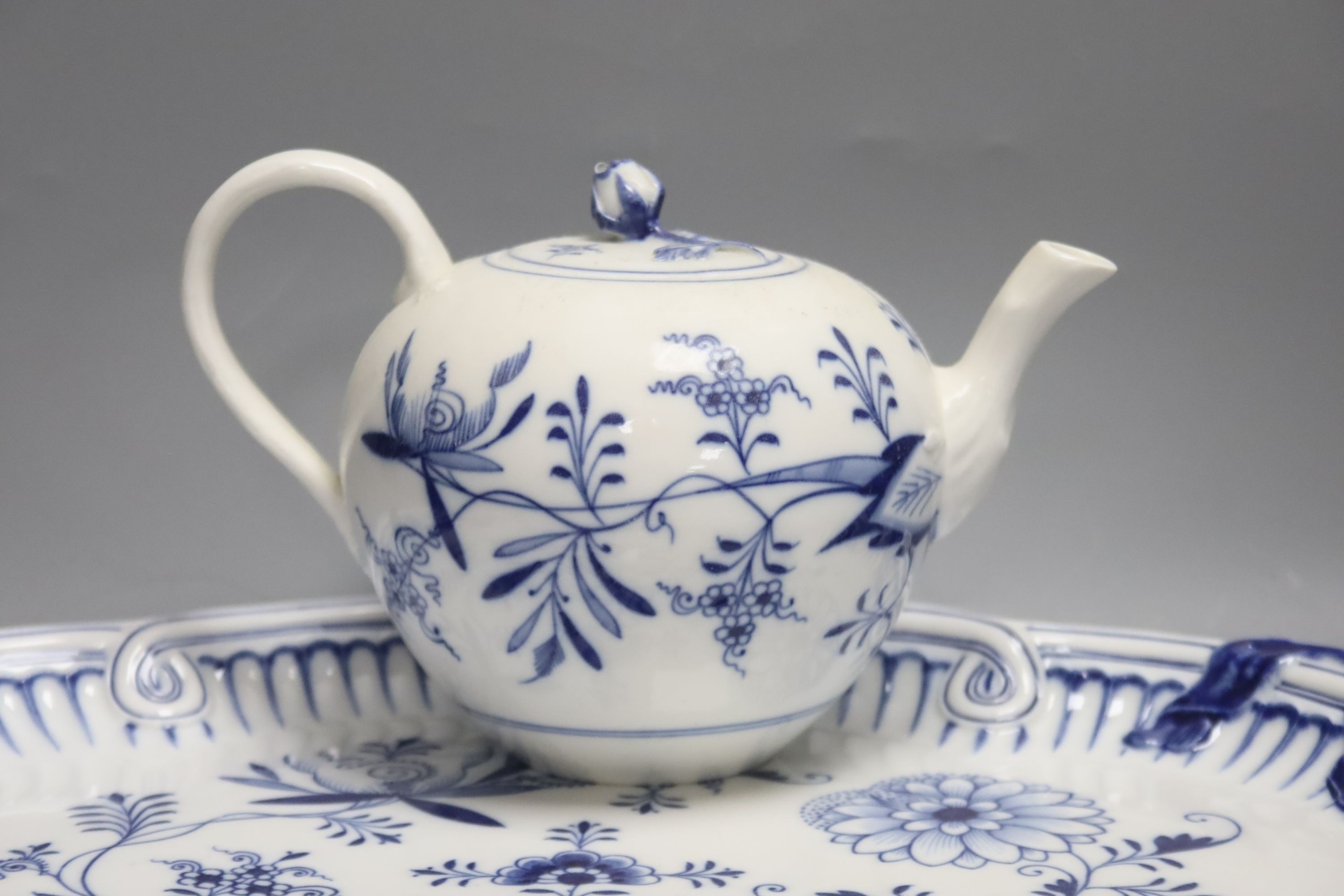 A Meissen blue and white onion pattern part cabaret set with tray, 39.5cm